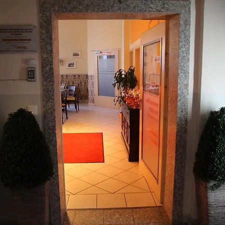 ホテル Stadthotel 3*