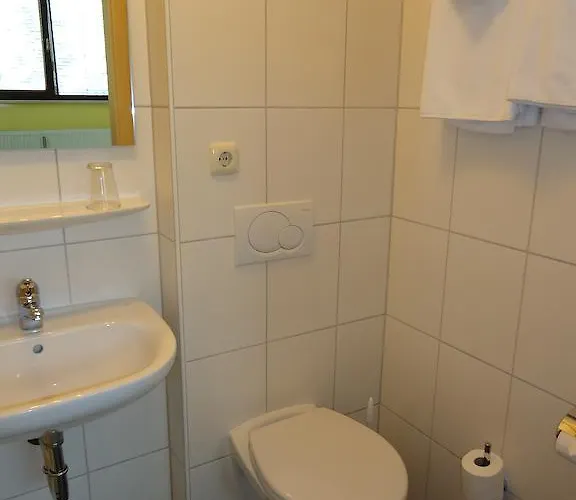 Stadthotel מלון 3*